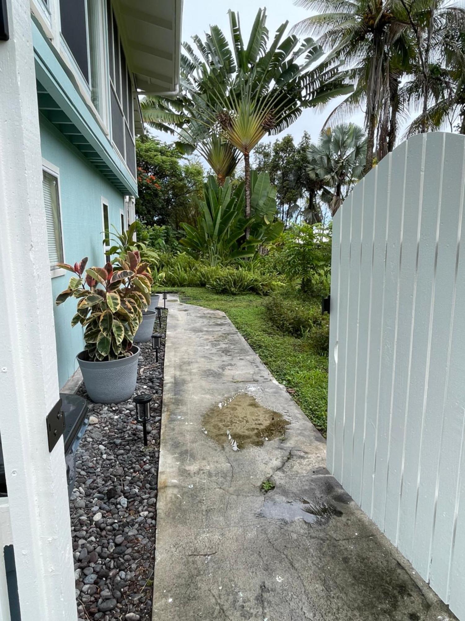 Hale O Malu At Kaloli Point Apartment Keaau Exterior photo